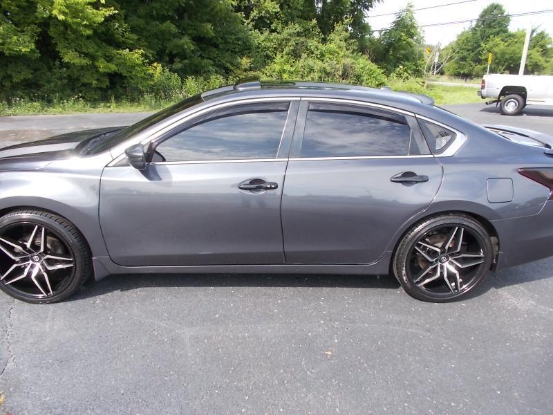 Nissan Altima 4dr Sdn V6 3.5 SL 2013