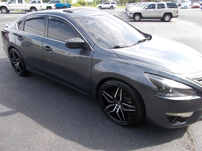 Nissan Altima 4dr Sdn V6 3.5 SL 2013