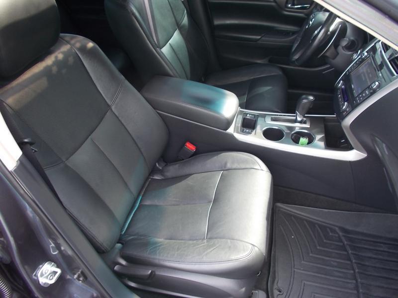 Nissan Altima 4dr Sdn V6 3.5 SL 2013