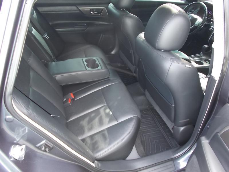 Nissan Altima 4dr Sdn V6 3.5 SL 2013