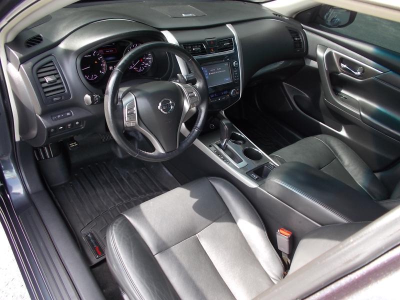 Nissan Altima 4dr Sdn V6 3.5 SL 2013