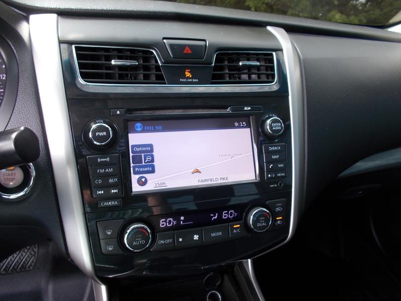 Nissan Altima 4dr Sdn V6 3.5 SL 2013