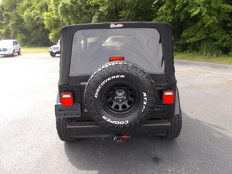 Jeep Wrangler 2dr X 2005