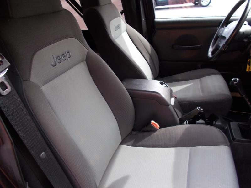 Jeep Wrangler 2dr X 2005