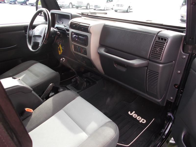 Jeep Wrangler 2dr X 2005