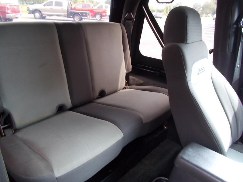 Jeep Wrangler 2dr X 2005
