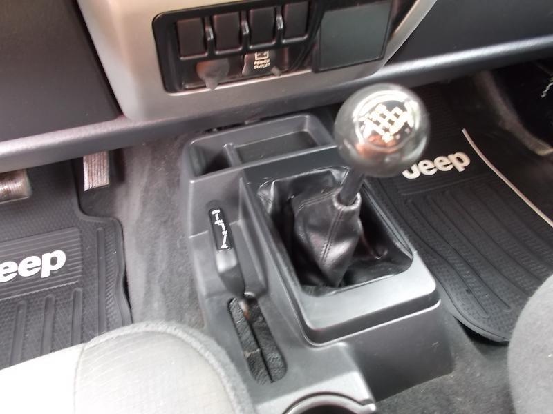 Jeep Wrangler 2dr X 2005