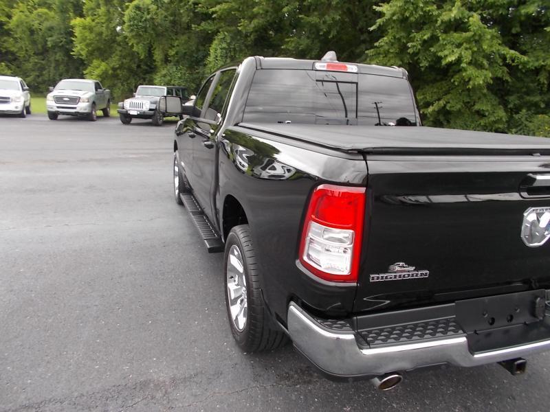 RAM 1500 Big Horn/Lone Star 4x4 Crew Cab 5'7" Box 2019