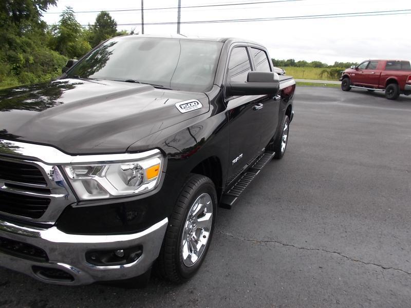RAM 1500 Big Horn/Lone Star 4x4 Crew Cab 5'7" Box 2019