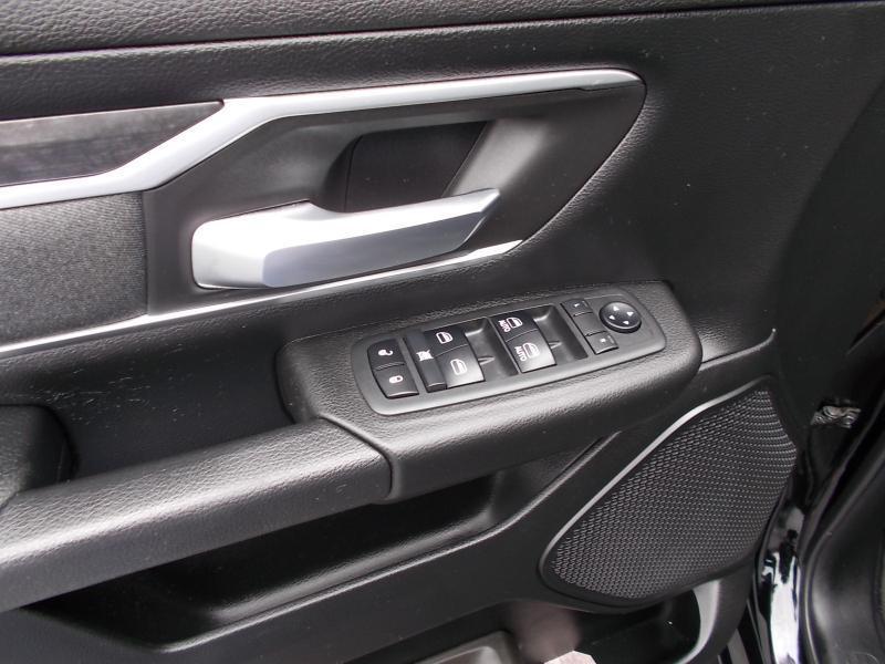 RAM 1500 Big Horn/Lone Star 4x4 Crew Cab 5'7" Box 2019