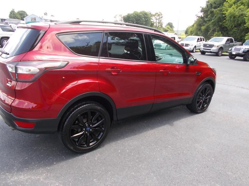 Ford Escape SE 4WD 2017