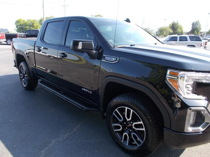 GMC Sierra 1500 4WD Crew Cab 147" AT4 2021