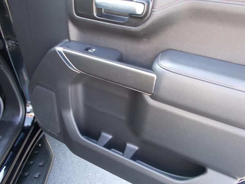 GMC Sierra 1500 4WD Crew Cab 147" AT4 2021