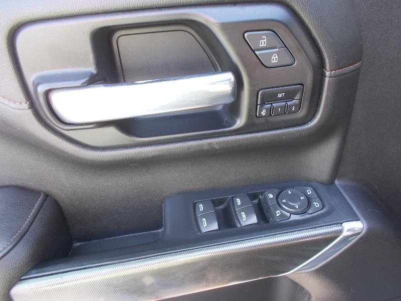 GMC Sierra 1500 4WD Crew Cab 147" AT4 2021