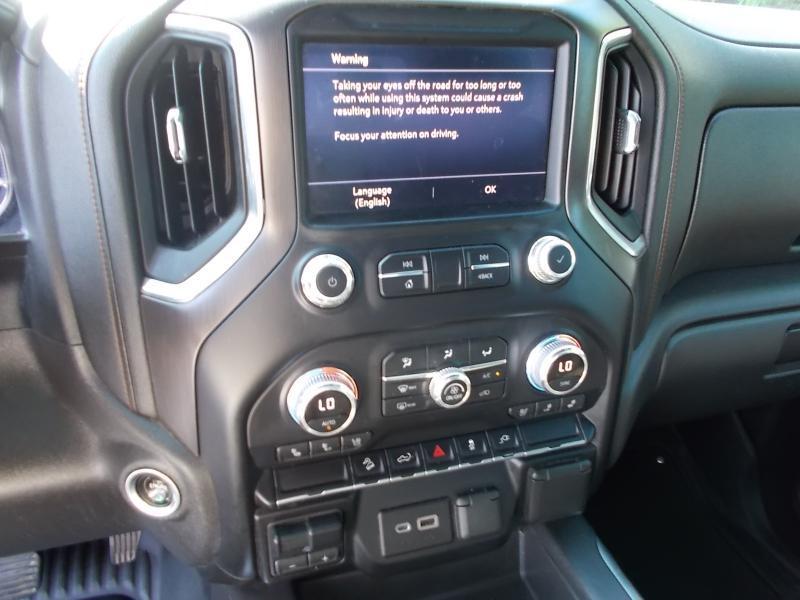 GMC Sierra 1500 4WD Crew Cab 147" AT4 2021