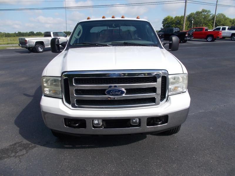 Ford Super Duty F-350 DRW Crew Cab 172" Lariat 4WD 2006