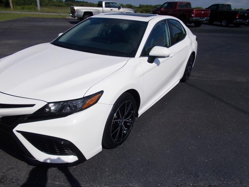 Toyota Camry SE Auto (Natl) 2024