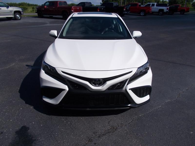 Toyota Camry SE Auto (Natl) 2024