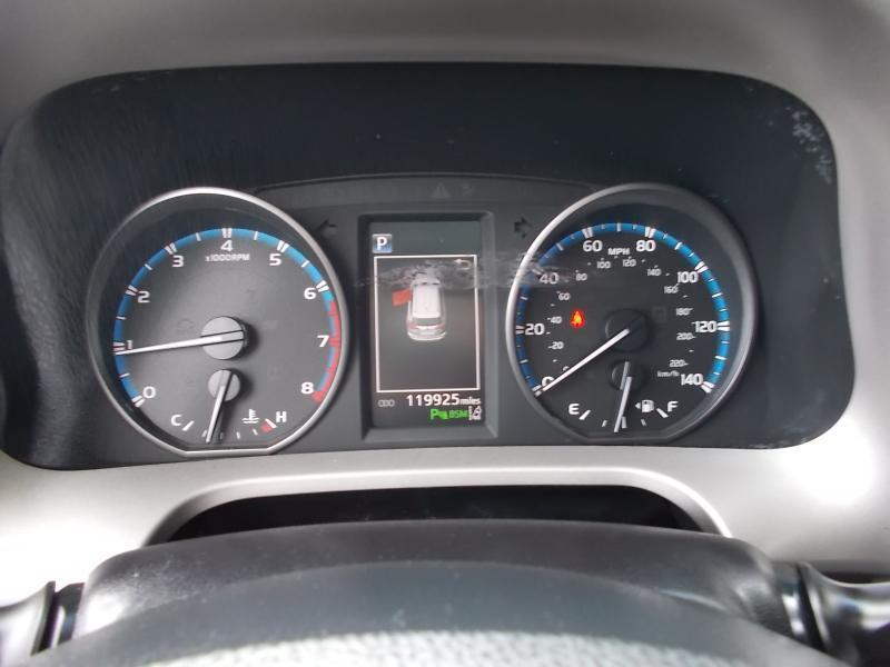 Toyota RAV4 XLE AWD (Natl) 2017