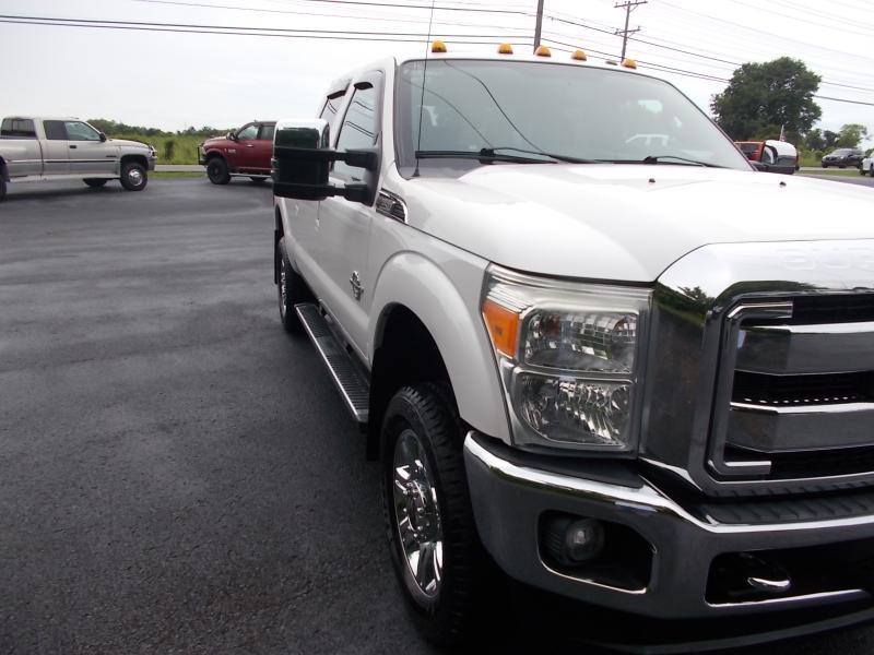 Ford Super Duty F-350 SRW 4WD Crew Cab 156" Lariat 2016