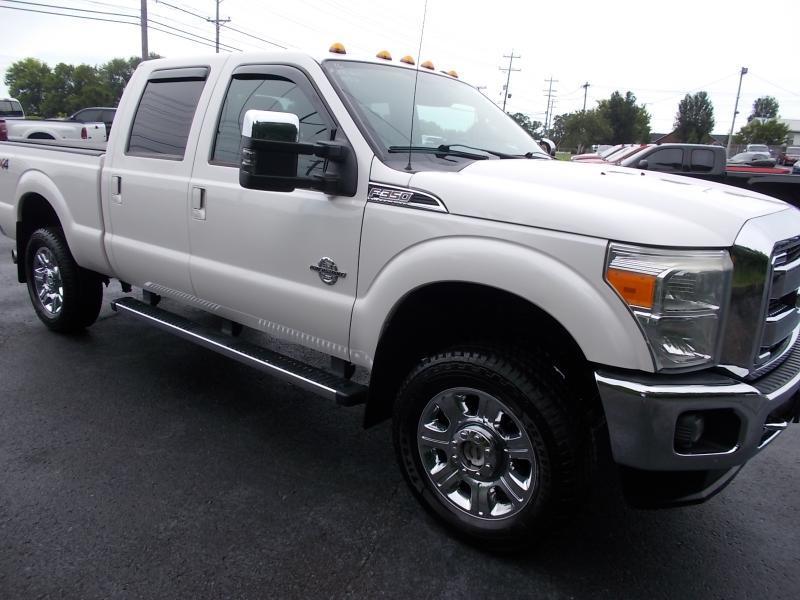 Ford Super Duty F-350 SRW 4WD Crew Cab 156" Lariat 2016