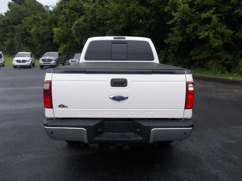 Ford Super Duty F-350 SRW 4WD Crew Cab 156" Lariat 2016