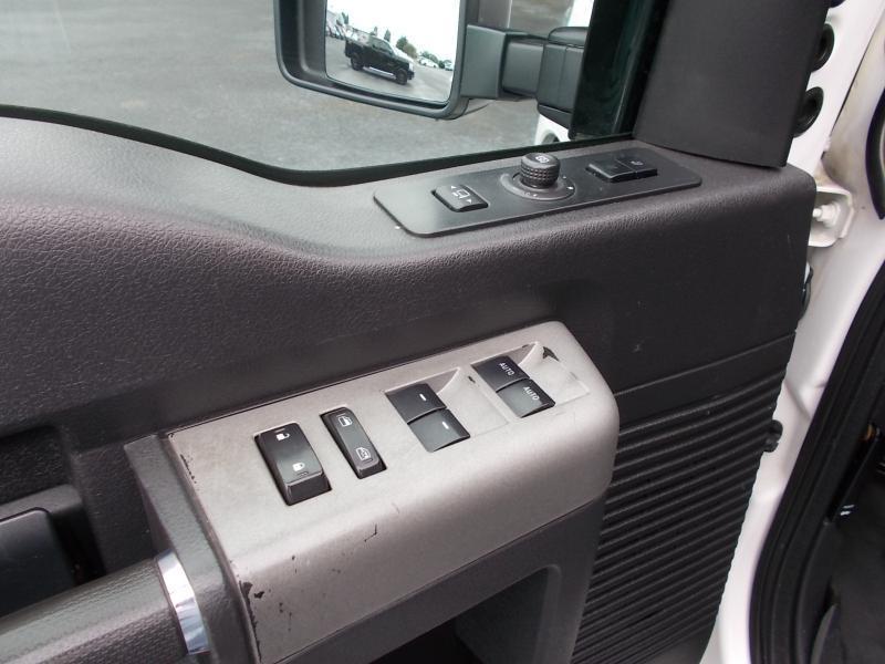 Ford Super Duty F-350 SRW 4WD Crew Cab 156" Lariat 2016