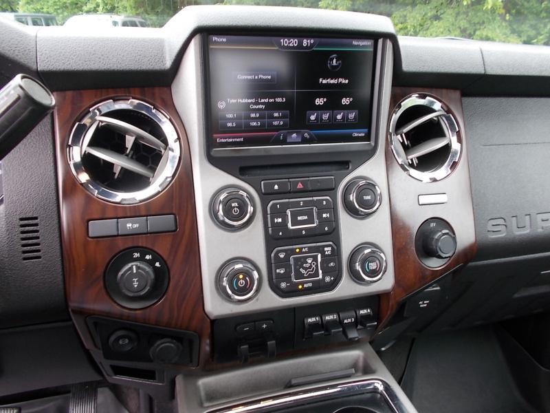 Ford Super Duty F-350 SRW 4WD Crew Cab 156" Lariat 2016