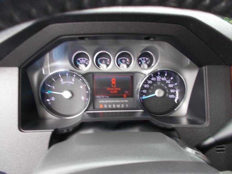 Ford Super Duty F-350 SRW 4WD Crew Cab 156" Lariat 2016