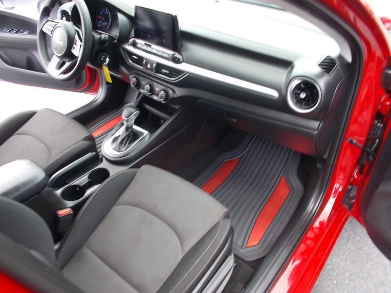 Kia Forte LXS IVT 2023
