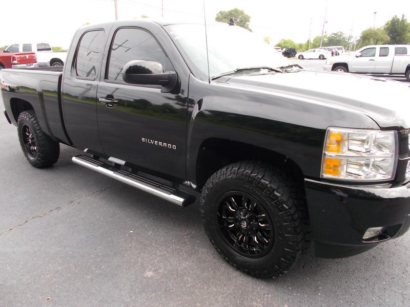 Chevrolet Silverado 1500 4WD Ext Cab 143.5" LTZ 2012