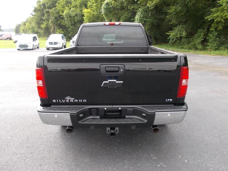 Chevrolet Silverado 1500 4WD Ext Cab 143.5" LTZ 2012