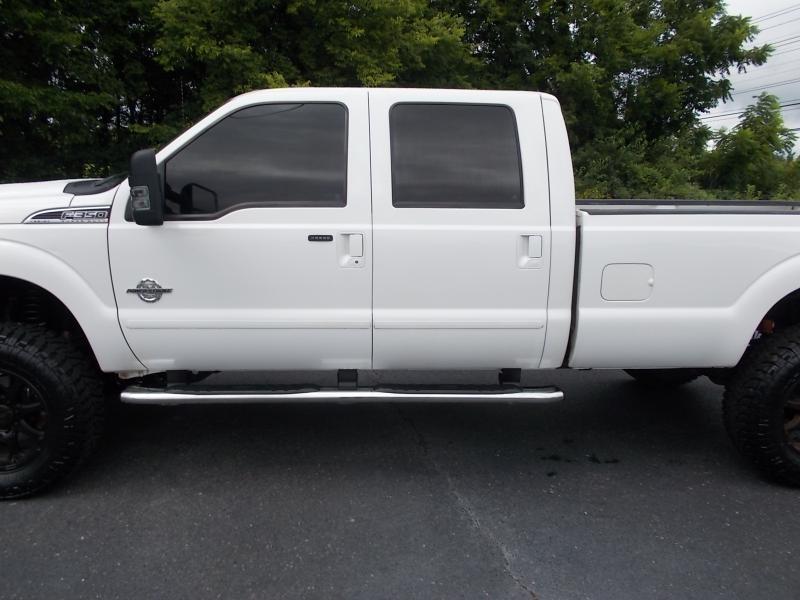 Ford Super Duty F-350 SRW 4WD Crew Cab 172" Lariat 2014