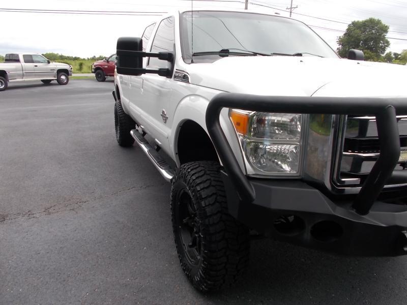 Ford Super Duty F-350 SRW 4WD Crew Cab 172" Lariat 2014