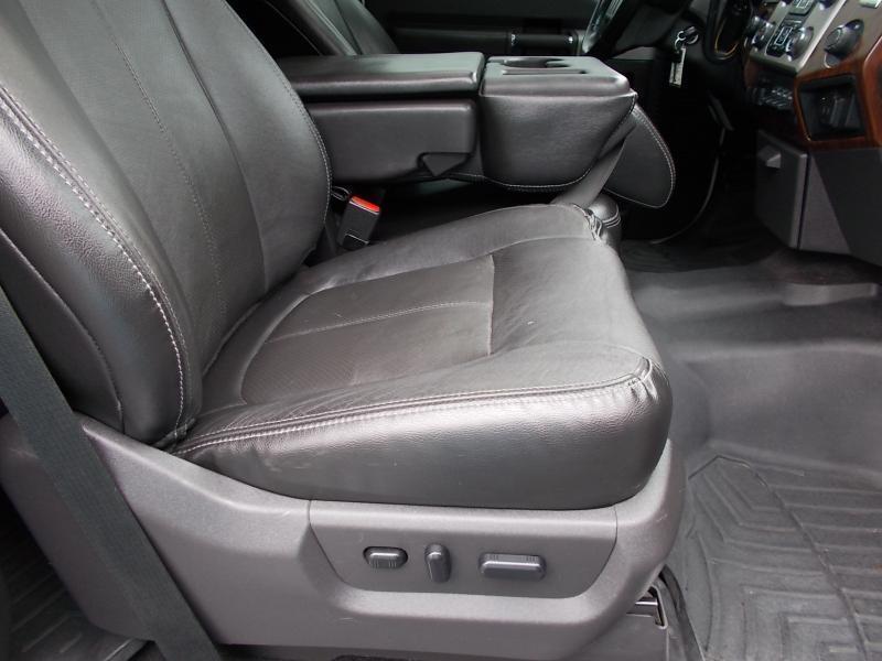 Ford Super Duty F-350 SRW 4WD Crew Cab 172" Lariat 2014