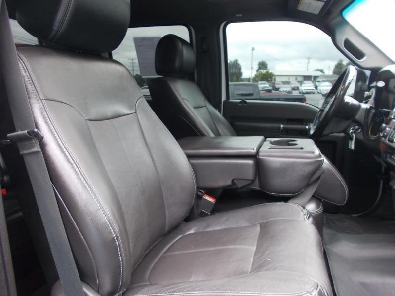 Ford Super Duty F-350 SRW 4WD Crew Cab 172" Lariat 2014