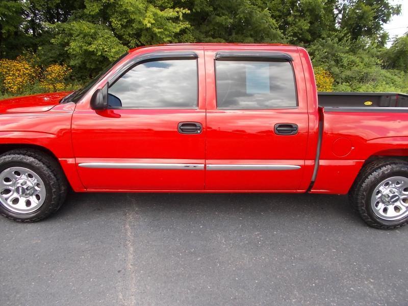 GMC Sierra 1500 Classic 2WD Crew Cab 143.5" SL 2007