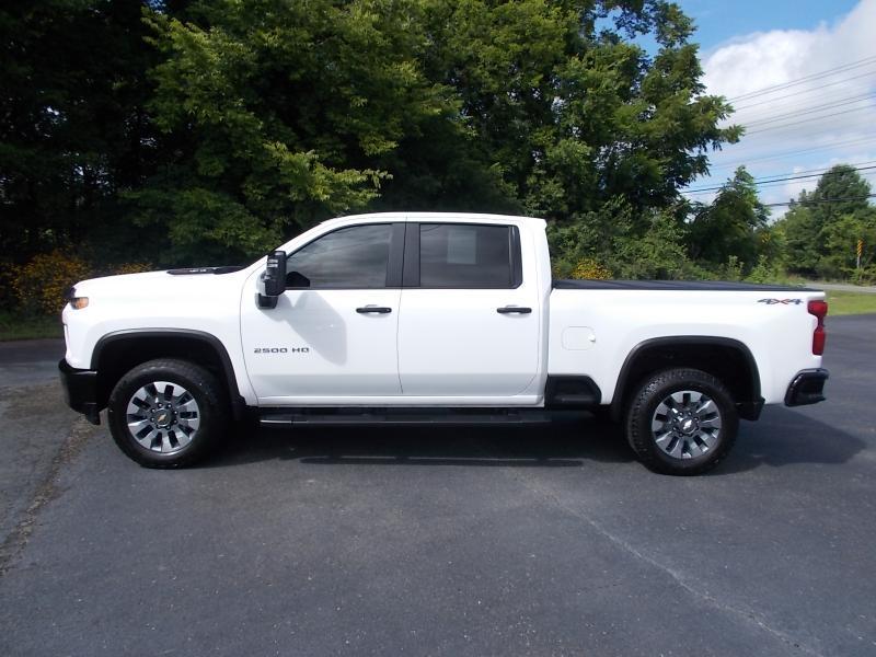 Chevrolet Silverado 2500HD 4WD Crew Cab 159" Custom 2022