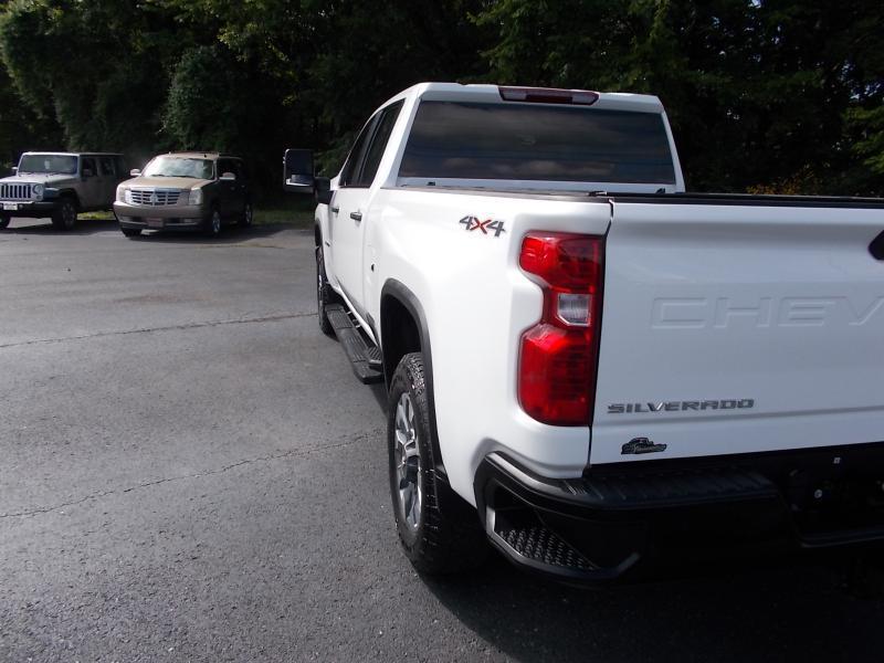 Chevrolet Silverado 2500HD 4WD Crew Cab 159" Custom 2022