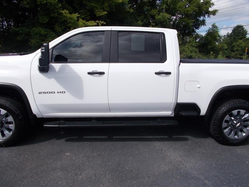 Chevrolet Silverado 2500HD 4WD Crew Cab 159" Custom 2022