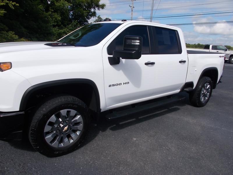 Chevrolet Silverado 2500HD 4WD Crew Cab 159" Custom 2022