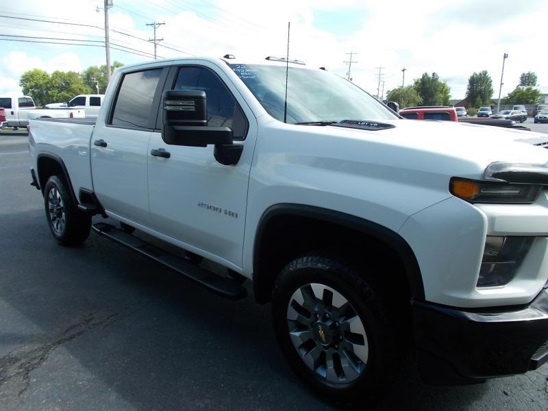 Chevrolet Silverado 2500HD 4WD Crew Cab 159" Custom 2022