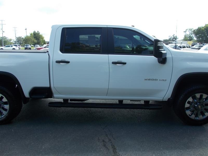 Chevrolet Silverado 2500HD 4WD Crew Cab 159" Custom 2022