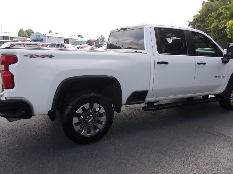 Chevrolet Silverado 2500HD 4WD Crew Cab 159" Custom 2022