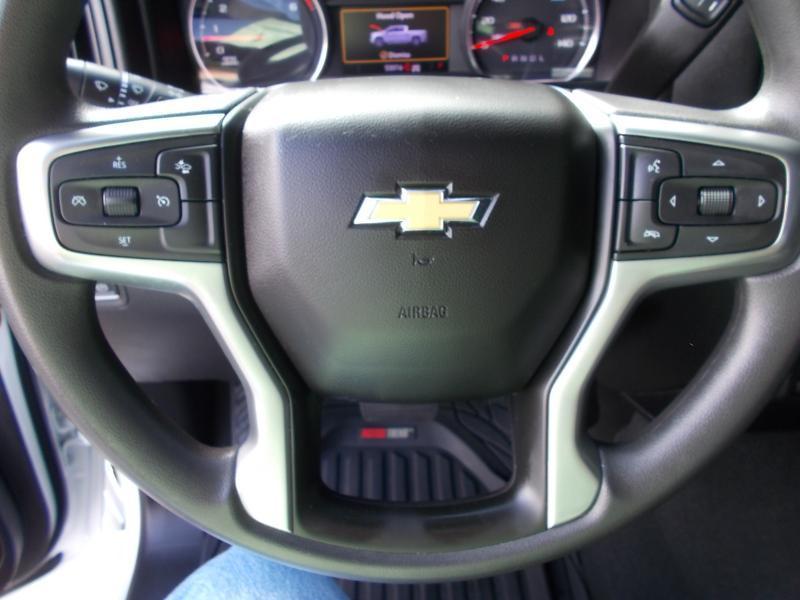 Chevrolet Silverado 2500HD 4WD Crew Cab 159" Custom 2022