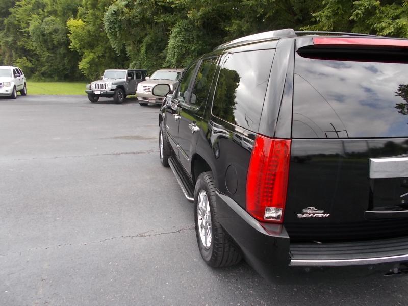 Cadillac Escalade 2WD 4dr 2008