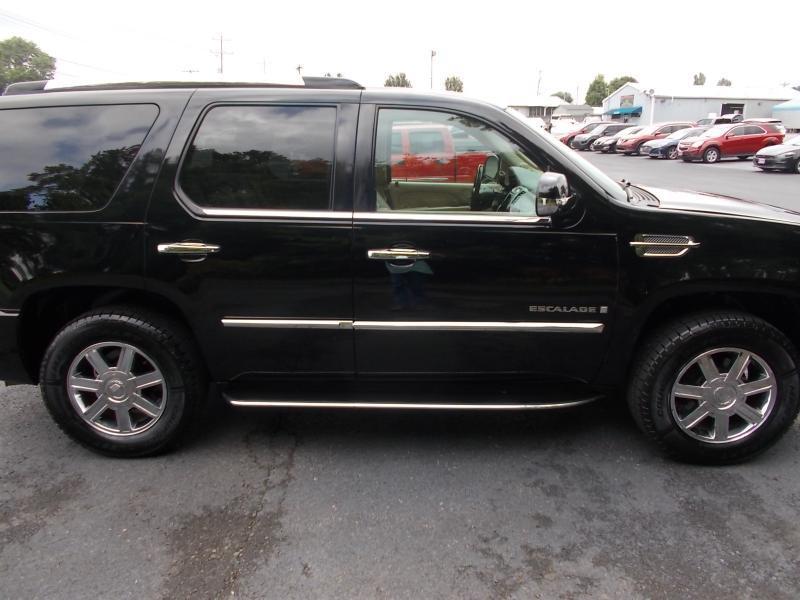Cadillac Escalade 2WD 4dr 2008