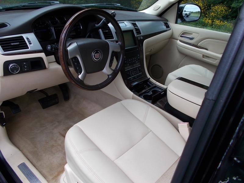 Cadillac Escalade 2WD 4dr 2008