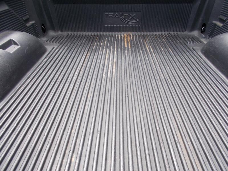 RAM 1500 4WD Reg Cab 120.5" ST 2012