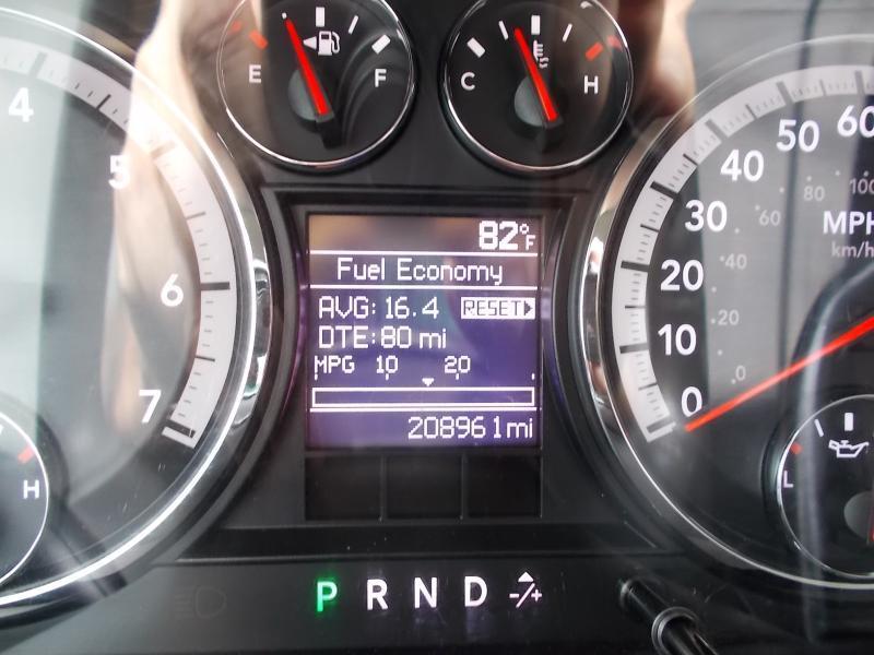 RAM 1500 4WD Reg Cab 120.5" ST 2012